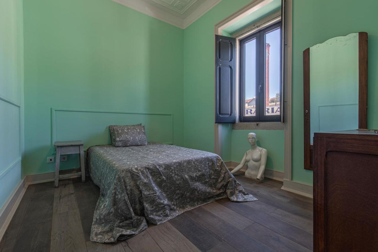 Classic Villa In Beato Lisbon Exterior photo